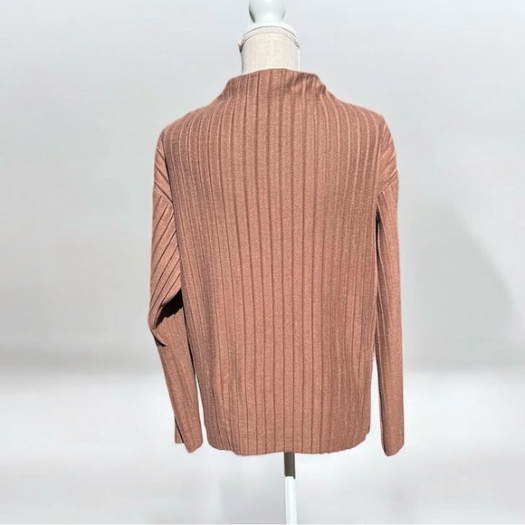 🌻Revolve Bailey 44 Light Brown Ribbed Textured Long Sleeve Shirt Size Medium - Picture 6 of 8